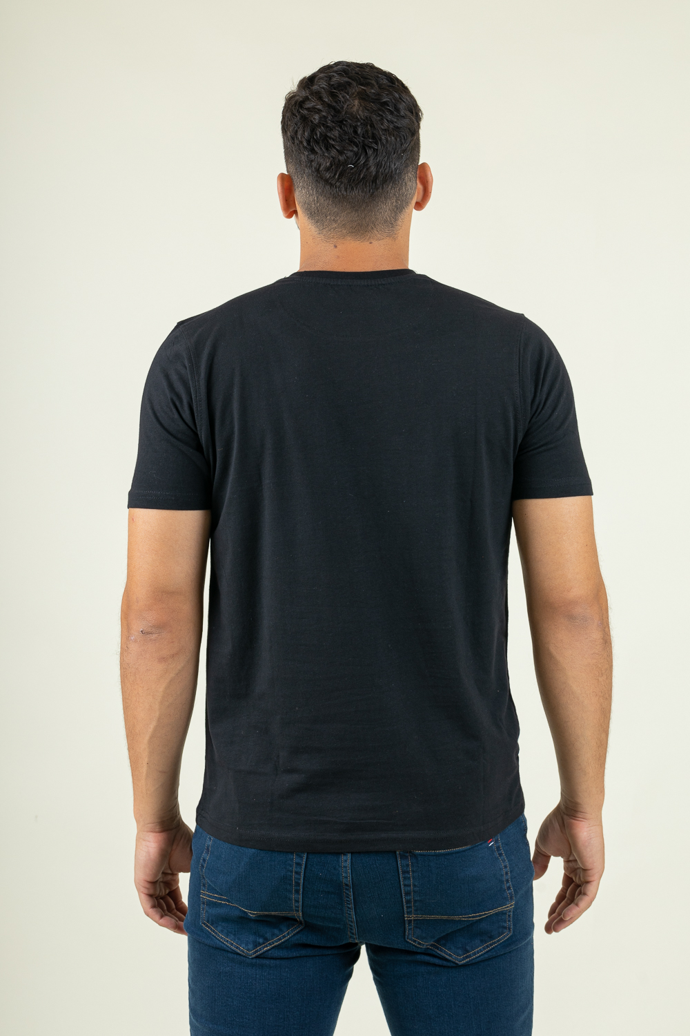 08524 black 4 08524 black 4